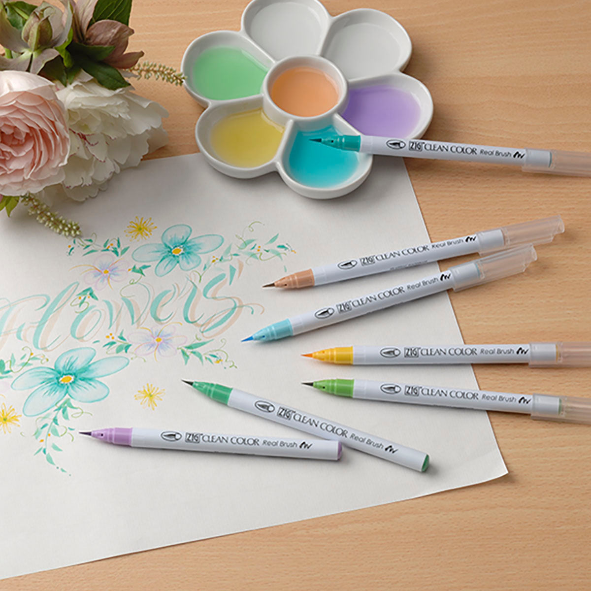 ZIG Kuretake Clean Color Real Brush Pen 12 Set
